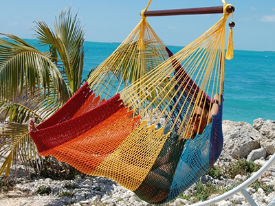 Precautions for the use of hammocks.