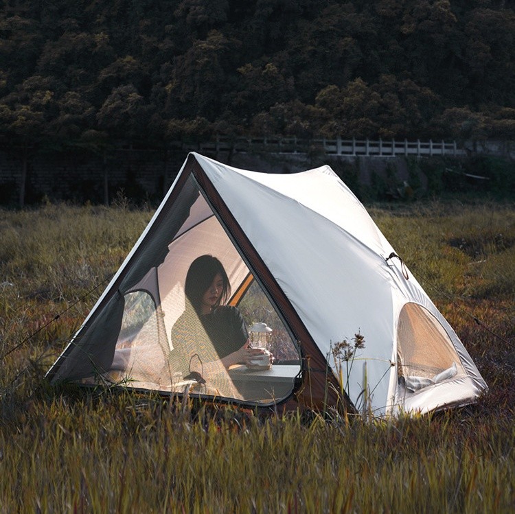 Outdoor Sun Shelter Beach Tent