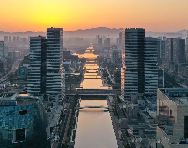 GDP growth of 62 billion yuan, ranking the 12th in China!  Ningbo's economy showed resilience in the first half of the year 